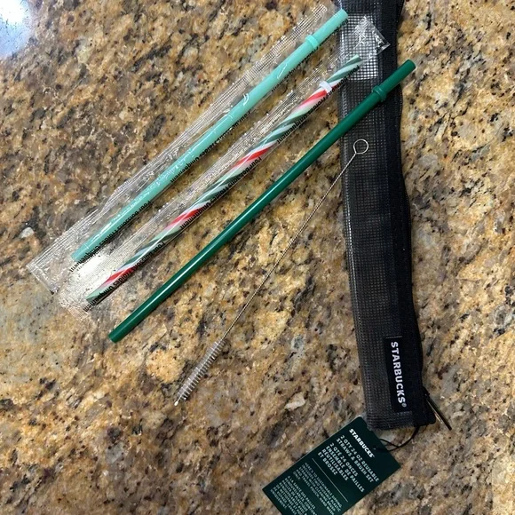 Starbucks Reusable Straw Set with Cleaning Brush - Picture 2 of 9